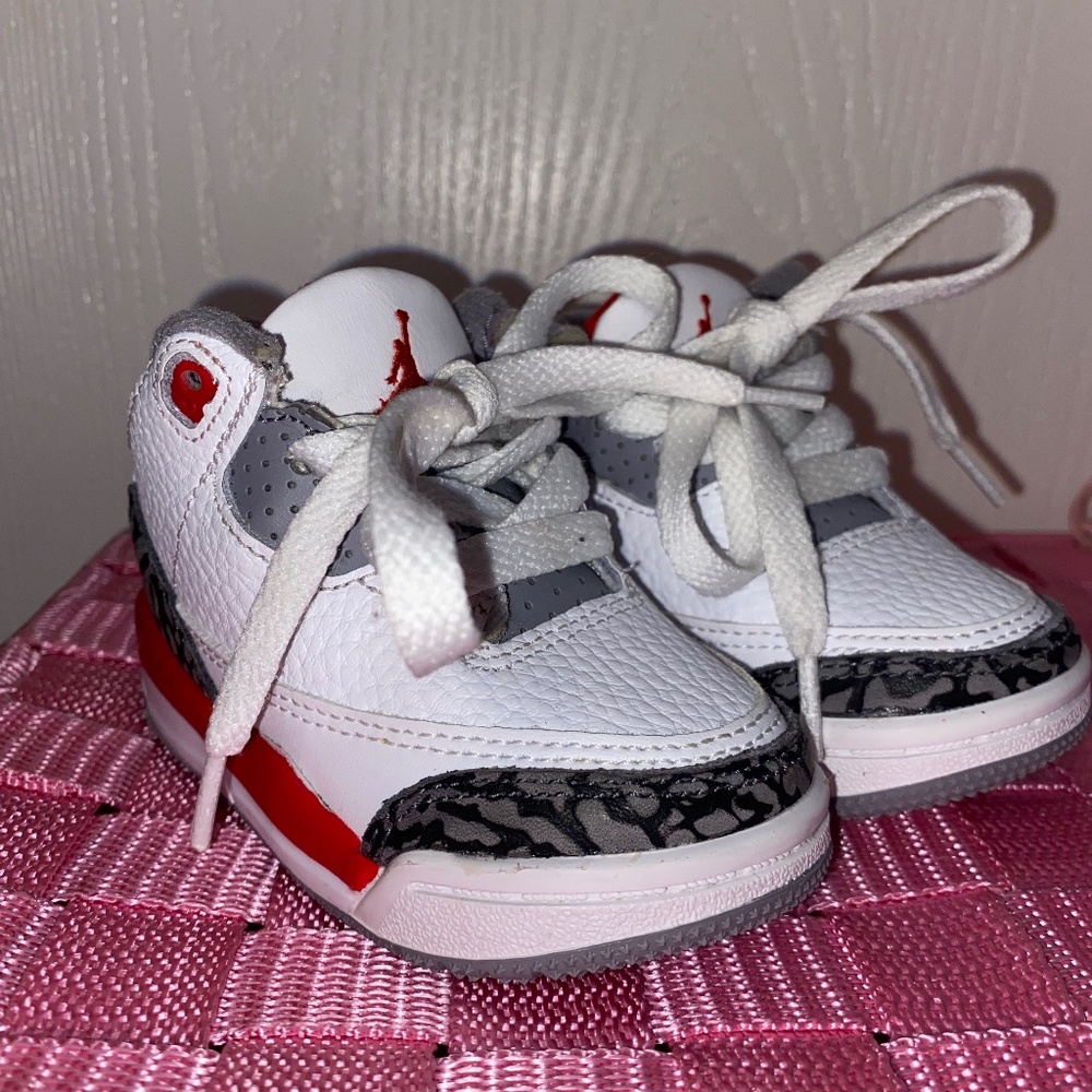 Toddler Retro 3 Fire Red